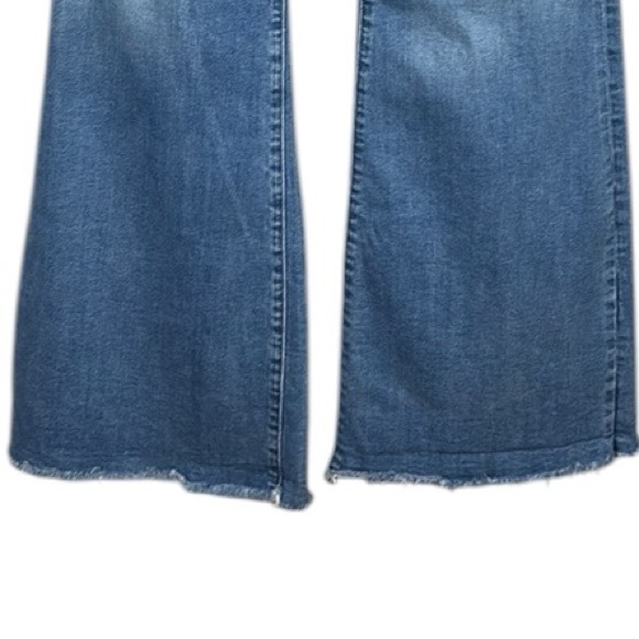 Good American Blue Flare Jeans - Picture 8 of 10